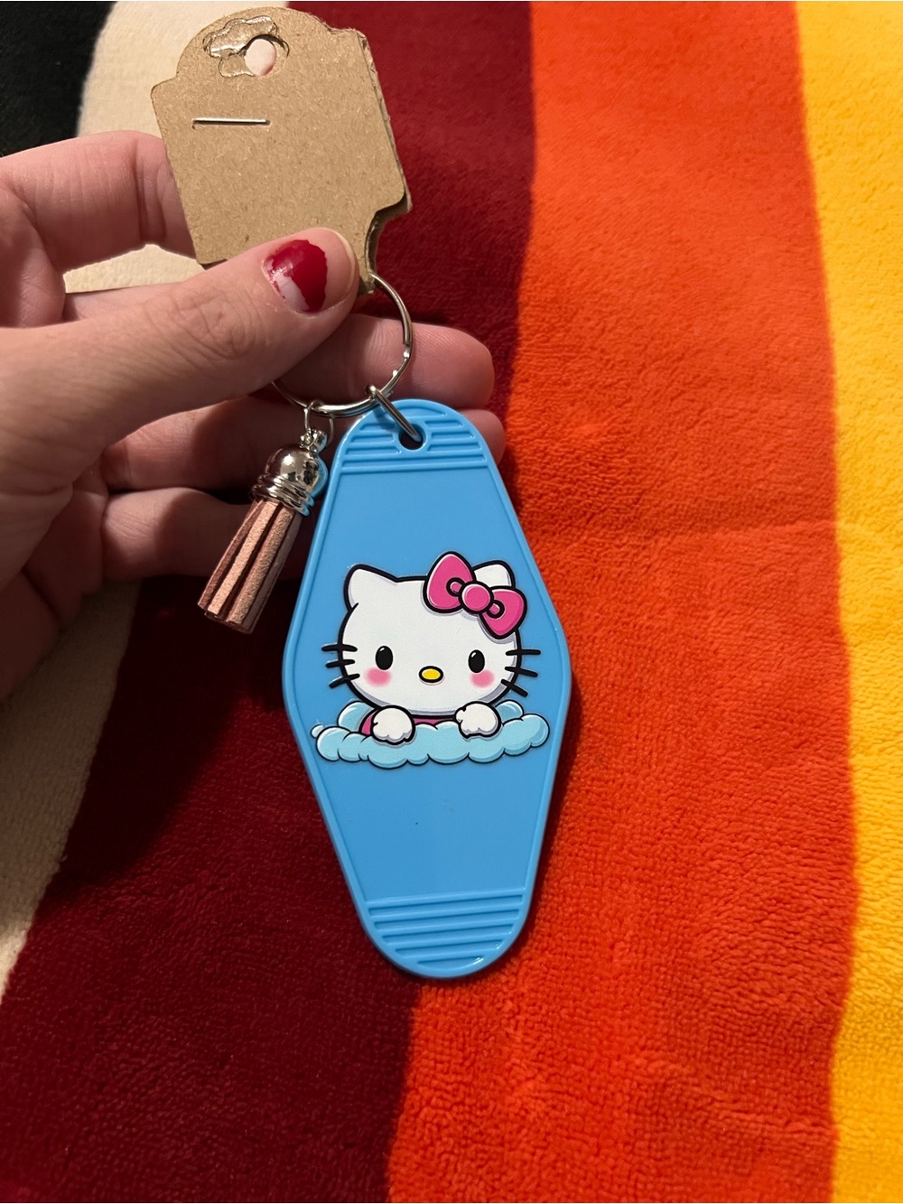Hello Kitty Keychain ☁️ - Picture 3 of 4